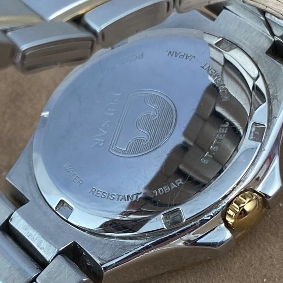 Pulsar Watch 2 Tone Gold and Stainless Steel silverish dial with Crystals - Picture 4 of 6